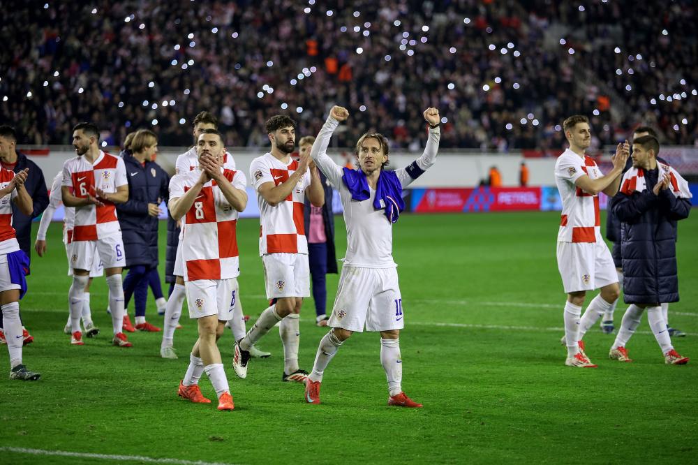 齐达内：在上海见到一个优秀的年轻人，球打得着实可以！